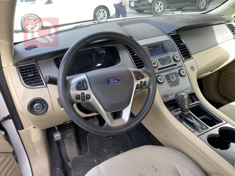 Ford Taurus